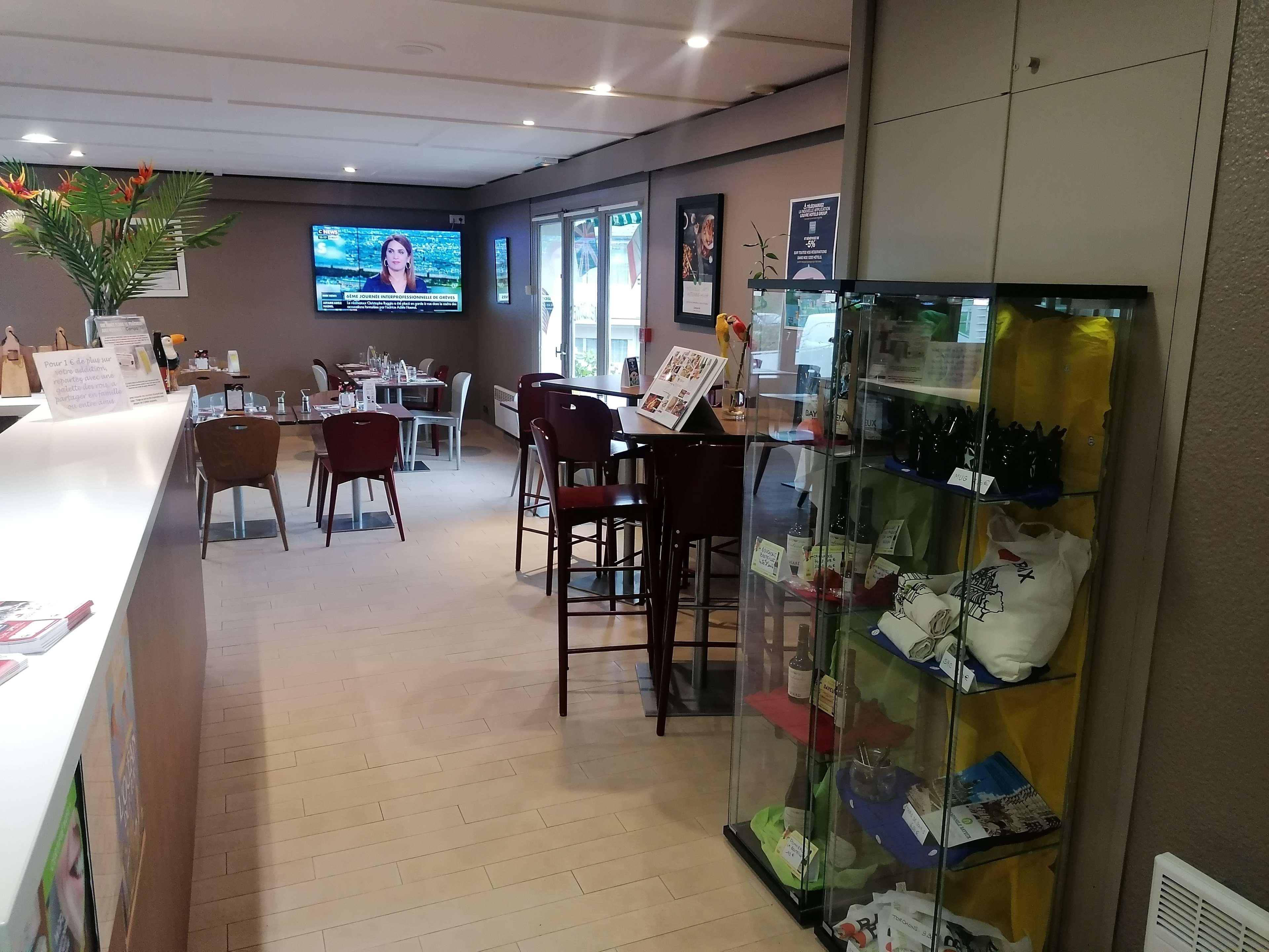 Campanile Bayeux Hotell Eksteriør bilde